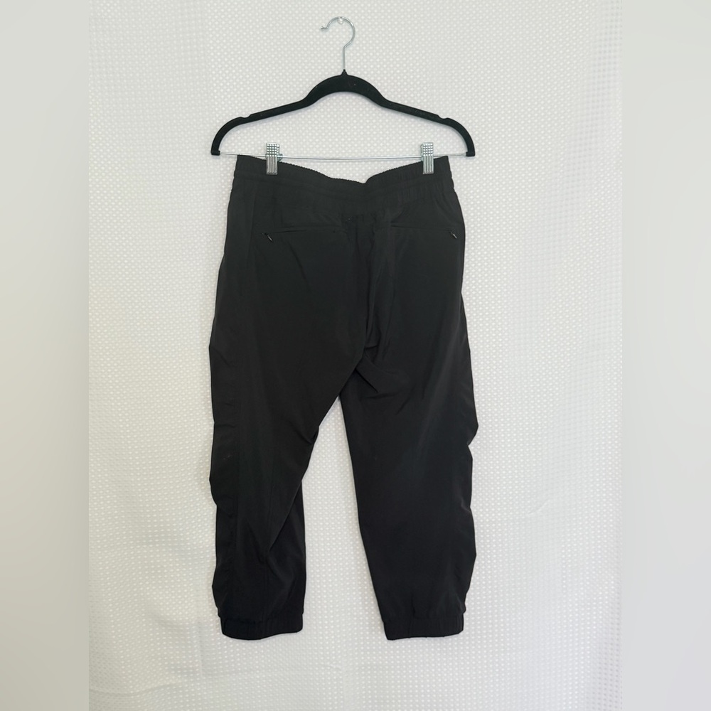 Athleta La Viva Pant Featherweight Stretch Ruched Black Mid Rise Size 4 - Picture 4 of 6